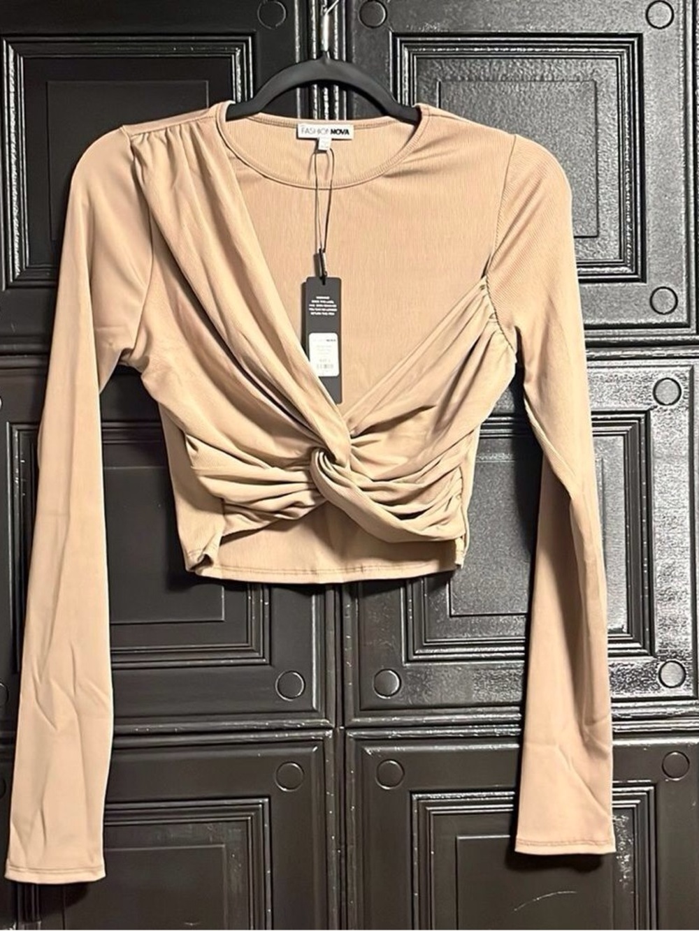 Fashion Nova Taupe Twist-Front Long Sleeve Crop Top
